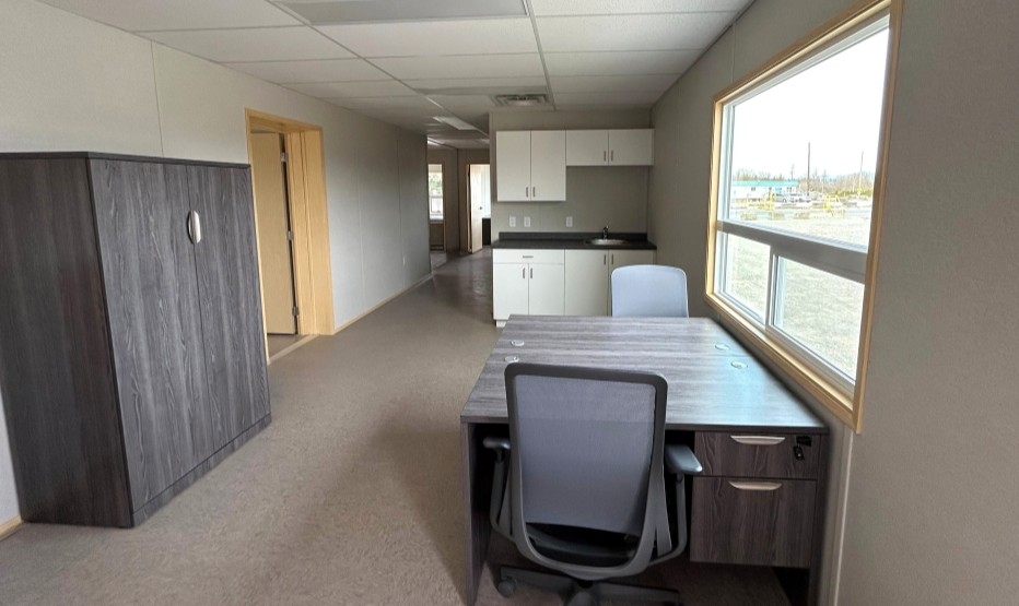 20260708_Photo_BOXXCA_CaseStudy_Amrize_Langley_24x60_Int1_932x555