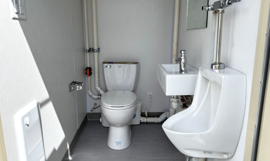 Self-Contained Interior Example