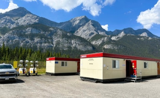 Multipurpose, Turnkey Temporary Space for Beautiful Mountain Project Site