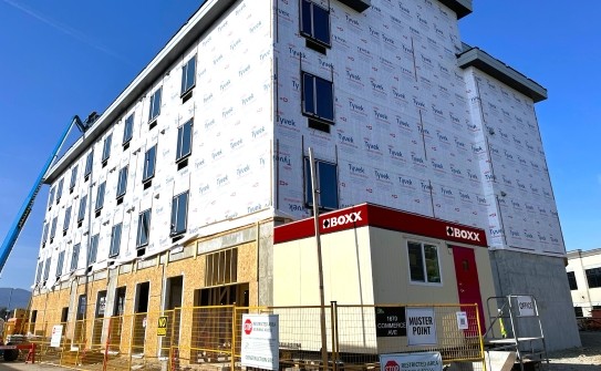 Supporting Hotel Construction with a Compact Mobile Solution